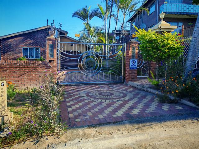 House for sale in Queensburgh, Kwazulu-natal