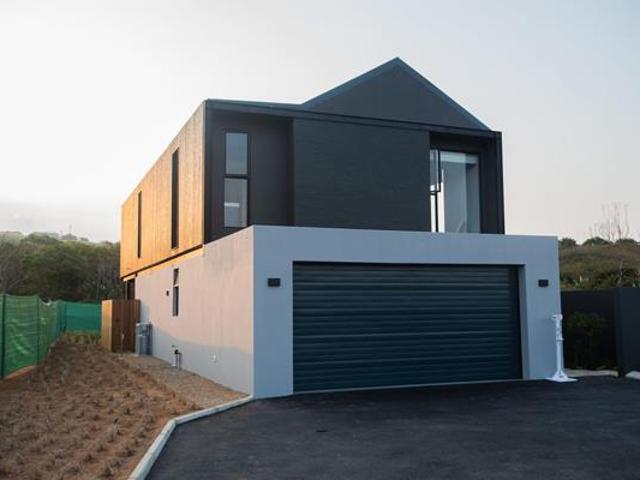 House for sale in Princess Grant, Kwazulu-natal