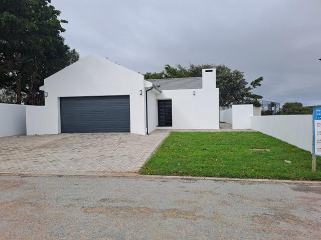 House for sale in West Coast, Britannia Bay