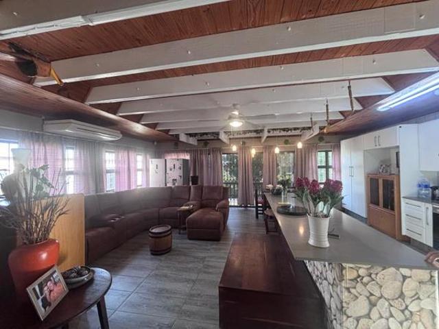 House for sale in Ugu District Municipality, Kwazulu-natal