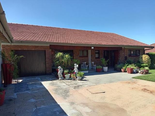 House for sale in Ugu District Municipality, Kwazulu-natal