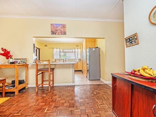 House for sale in Cape Town, Western Cape
