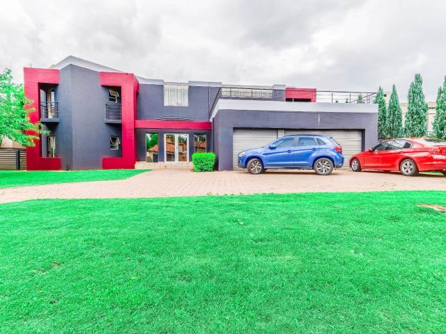 House for rent in Waterkloof, Gauteng