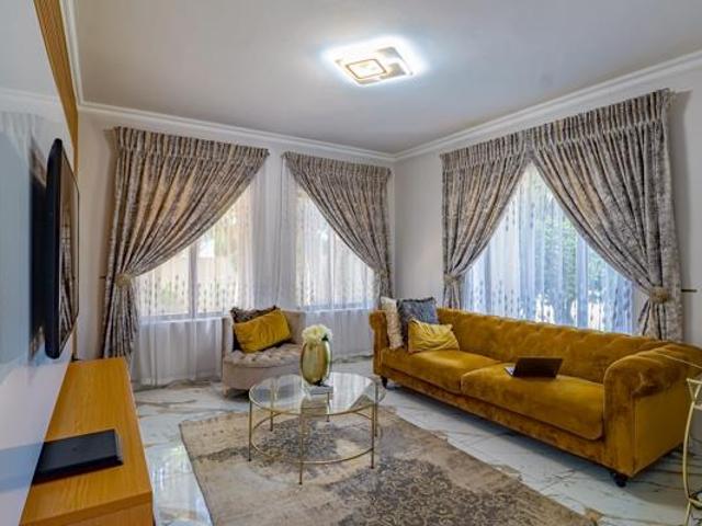 House for rent in Waterkloof, Gauteng