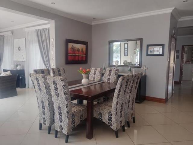 House for rent in Waterkloof, Gauteng
