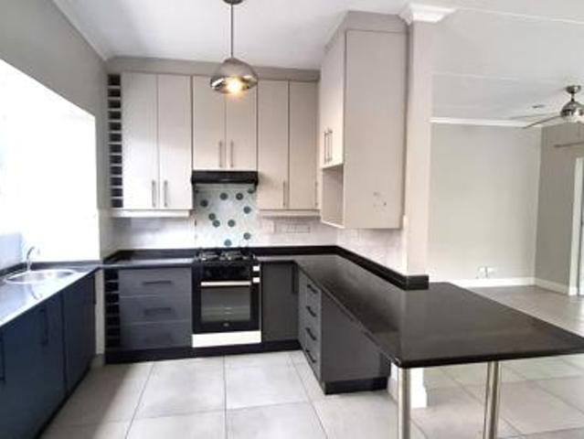 House for rent in Waterkloof, Gauteng