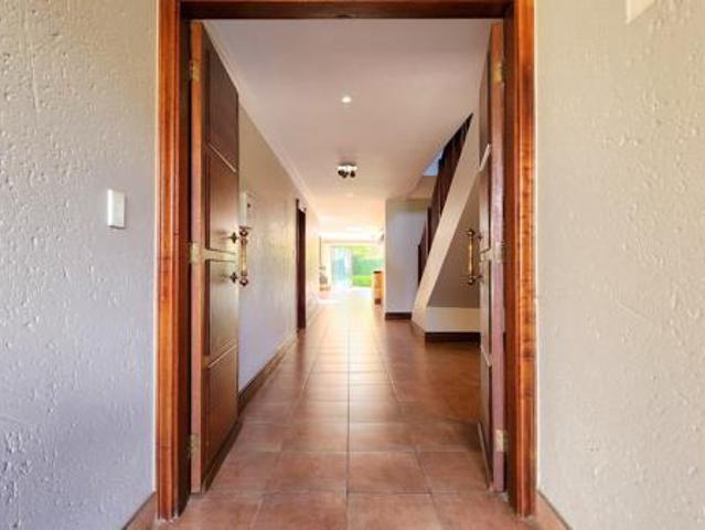 House for rent in Waterkloof, Gauteng