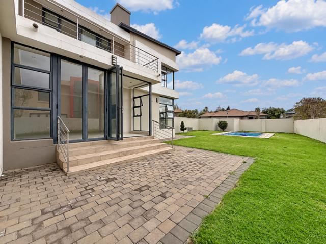 House for rent in Waterkloof, Gauteng