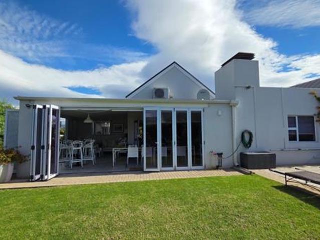 House for sale in Bergsig, Durbanville