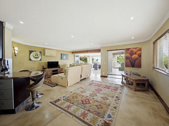 Apartment for sale in Princess Grant, Kwazulu-natal