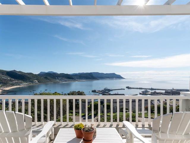 House for sale in Cape Town, Western Cape