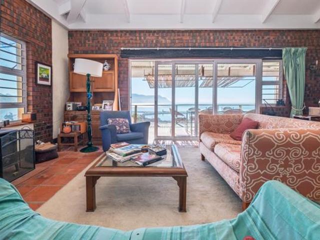 House for sale in Cape Town, Western Cape