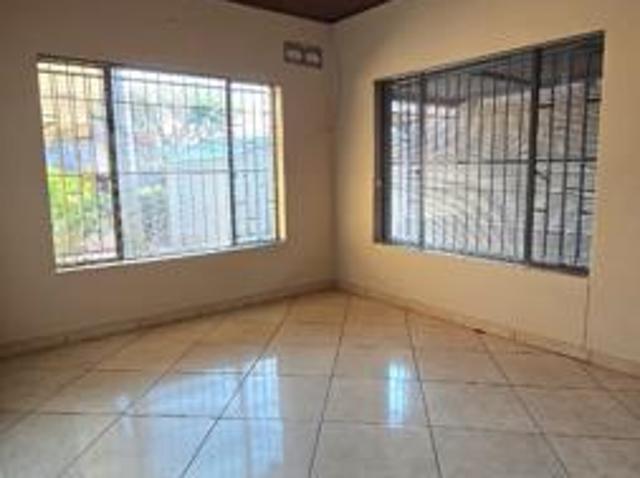 House for rent in Waterkloof, Gauteng