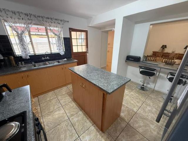 House for sale in Durbanville, Western Cape