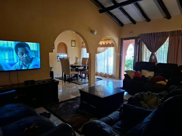 House for sale in Vereeniging, Emfuleni Local Municipality