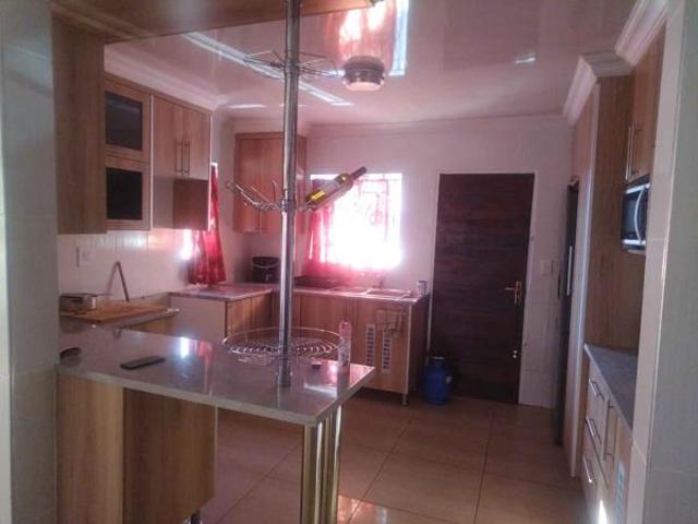 House for rent in Waterkloof, Gauteng