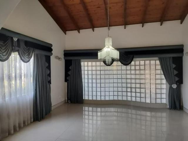 House for sale in Mount Moreland, Kwazulu-natal