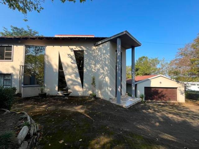 House for sale in Ugu District Municipality, Kwazulu-natal