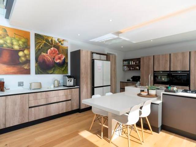 House for sale in Cape Town, Western Cape