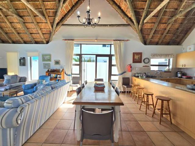 House for rent in Cape St Francis, Eastern Cape