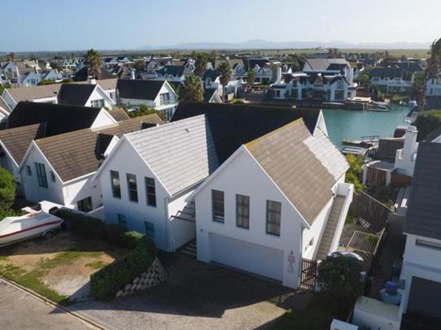 House for rent in Cape St Francis, Eastern Cape