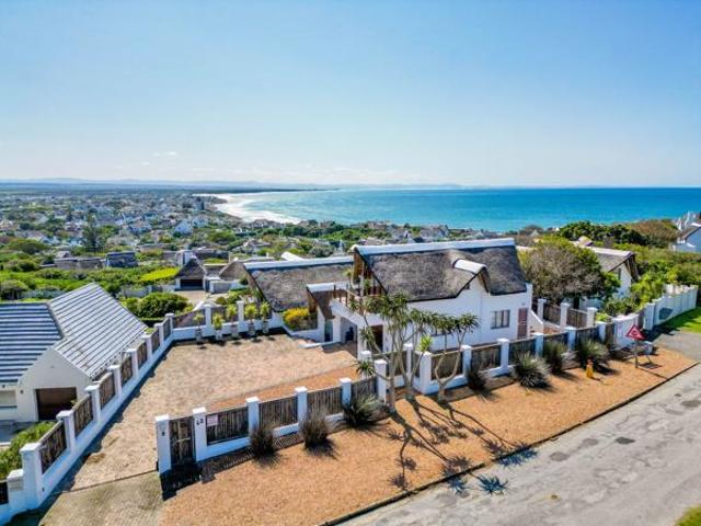 House for rent in Cape St Francis, Eastern Cape