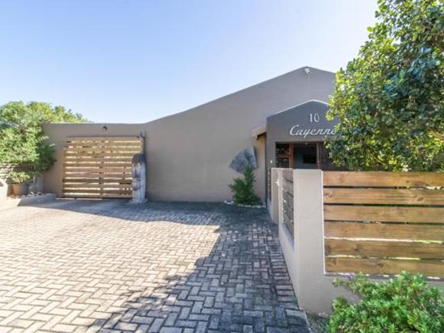 House for sale in Cape St Francis, Eastern Cape