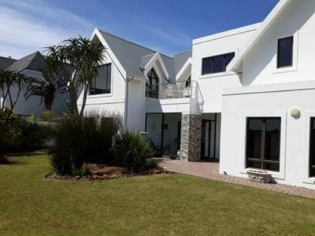 House for rent in Cape St Francis, Eastern Cape