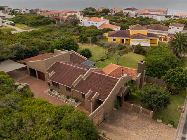 House for sale in Cape St Francis, Eastern Cape