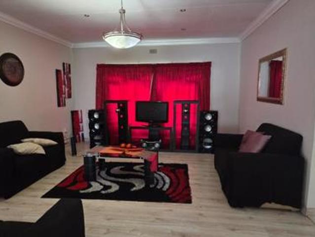 House for sale in Standerton, Lekwa Local Municipality