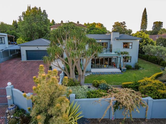 House for sale in Somerset West, Western Cape