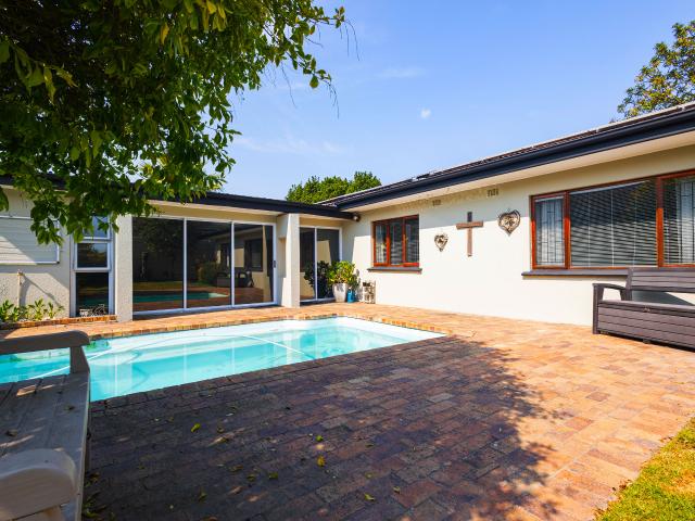 House for sale in Bellville, Western Cape