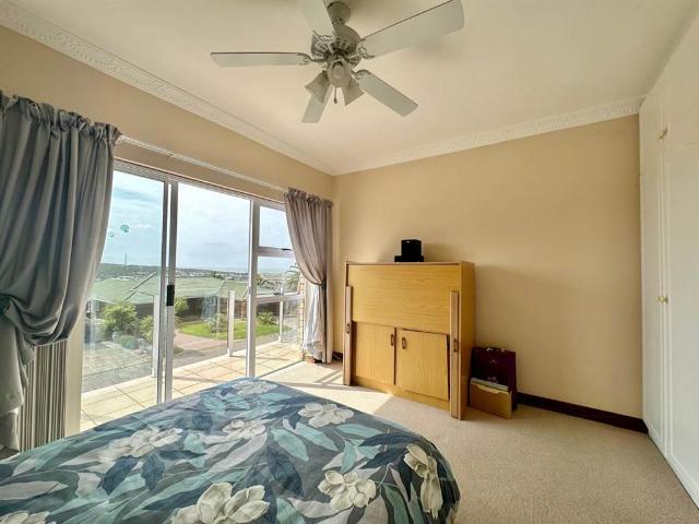 House for sale in Groot Brak Rivier, Western Cape