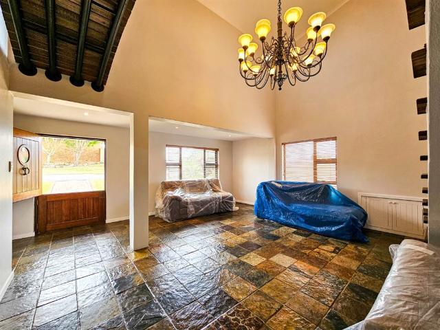House for sale in Stilbaaihoogte, Garden Route District Municipality