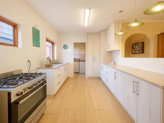 House for sale in Cape Town, Western Cape