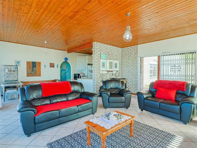 House for sale in Rietpoel, Theewaterskloof Local Municipality