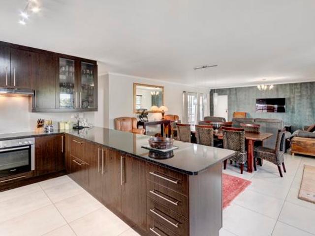 House for sale in Cape Town, Western Cape