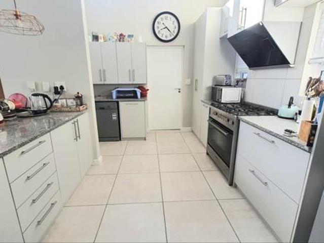 House for sale in Cape Town, Western Cape