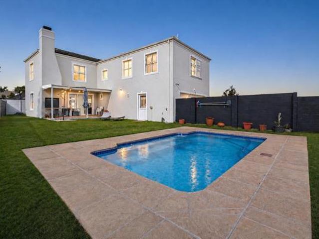 House for sale in Cape Town, Western Cape
