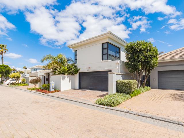 House for sale in Cape Town, Western Cape