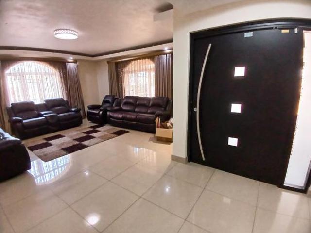 House for sale in Seaview, Kwazulu-natal