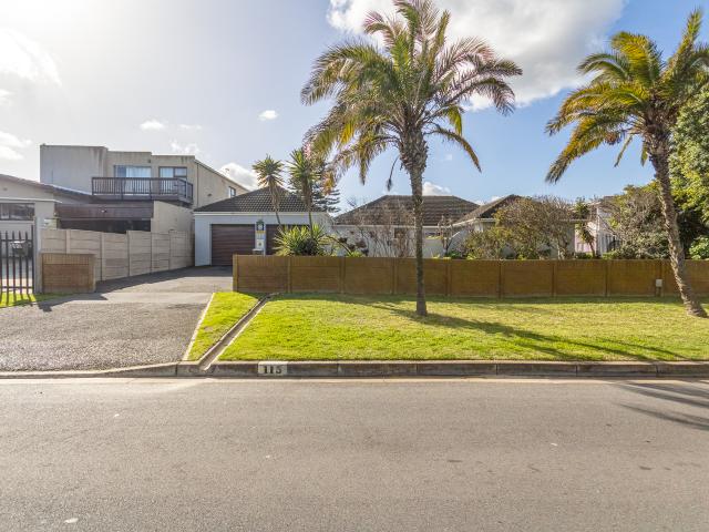 House for sale in Table View, Western Cape