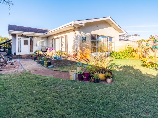 House for sale in Cape Town, Western Cape