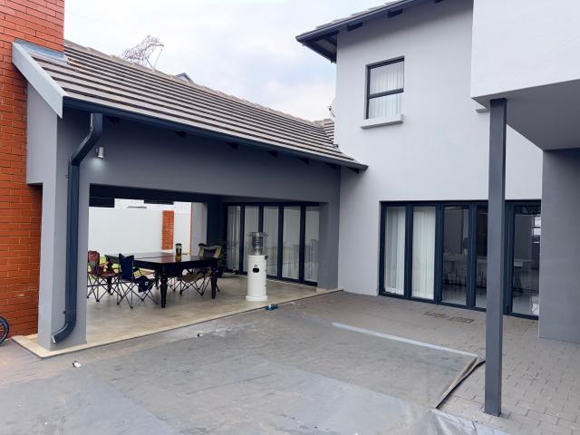 House for sale in Waterkloof, Gauteng