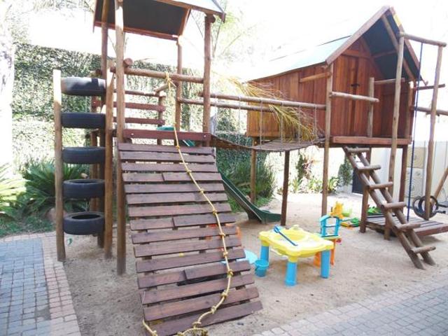 House for rent in Waterkloof, Gauteng