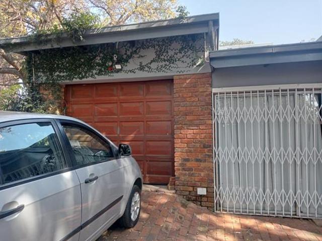 House for rent in Theresapark, Waterkloof