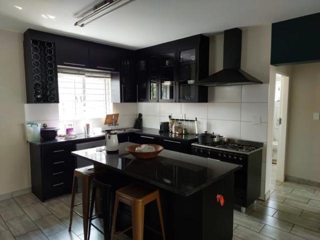 House for rent in Waterkloof, Gauteng