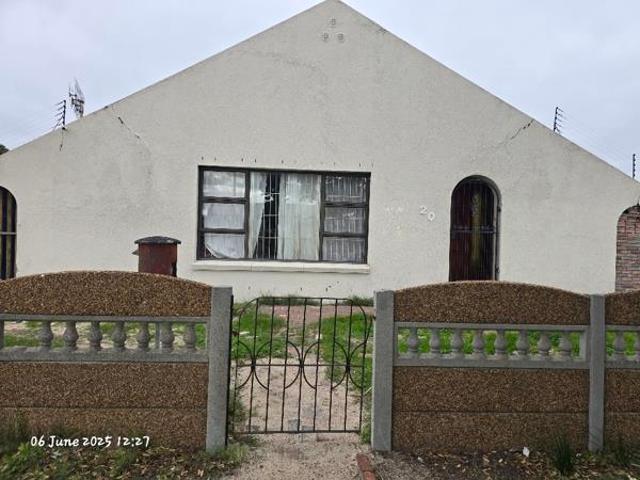 House for sale in Cape Town, Western Cape