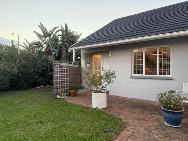 House for sale in Cape Town, Western Cape