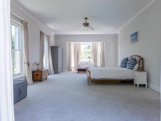 House for sale in Cape Town, Western Cape